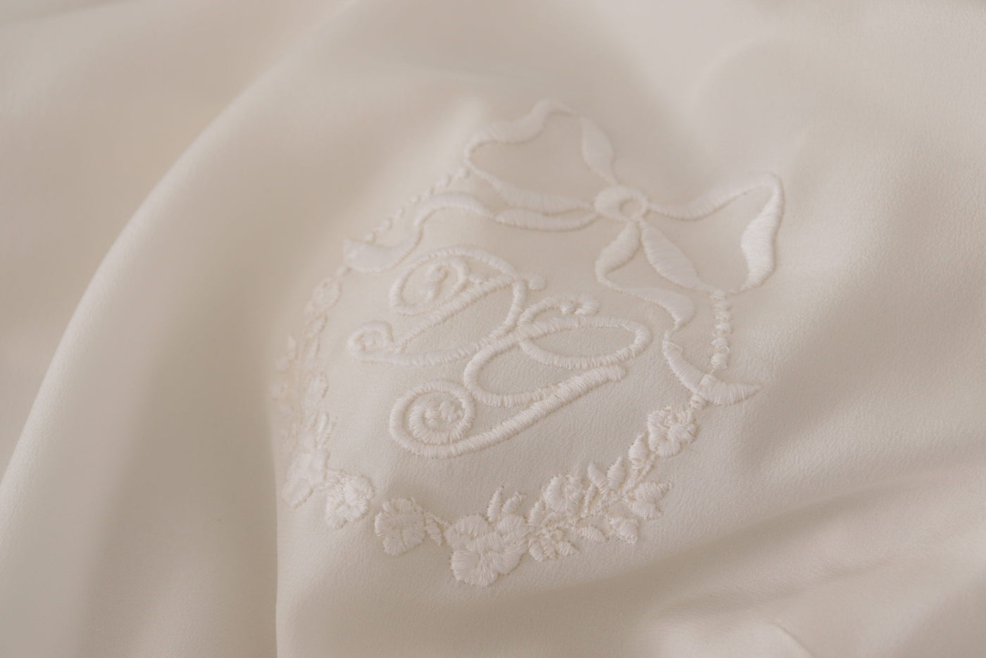 Dolce & Gabbana White Silk DG Logo Embroidered Long Sleeves Blouse