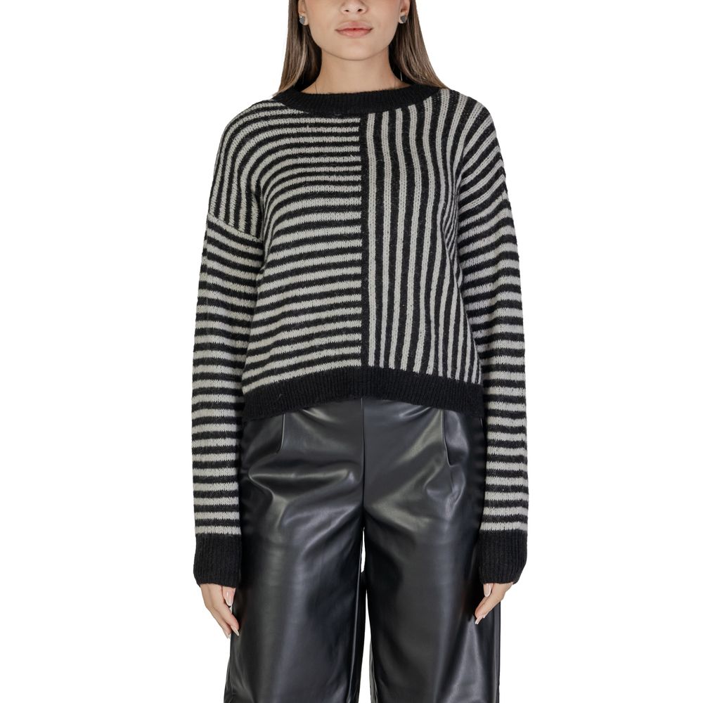Vero Moda Black And White Recycled Polyester Sweatshirt