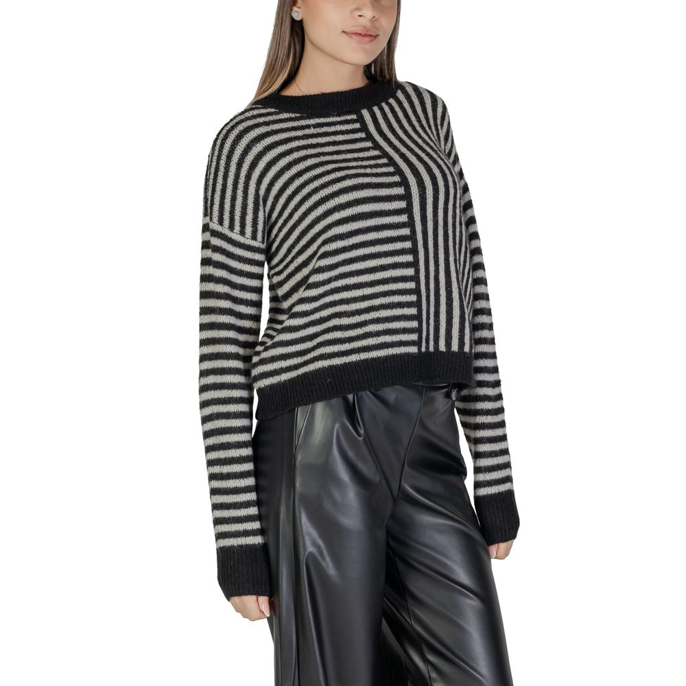 Vero Moda Black And White Recycled Polyester Sweatshirt