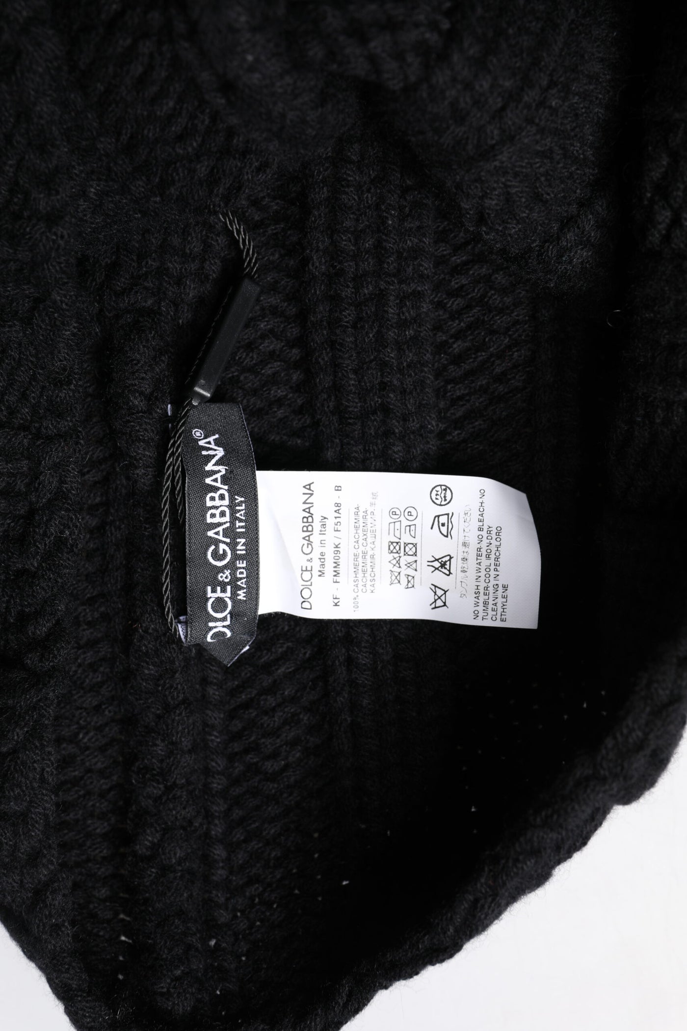 Dolce & Gabbana Black Cashmere Knitted Neck Warmer Foulard Scarf