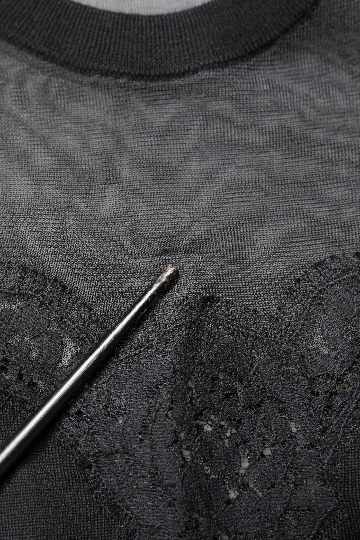 Dolce & Gabbana Black Lace Sheer Crew Neck Sleeveless Top