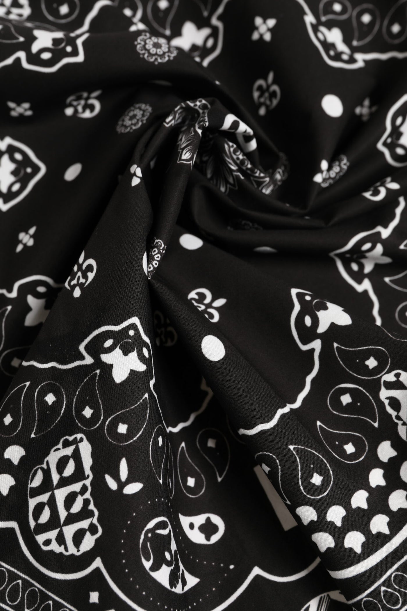 Dolce & Gabbana Black White Bandana Square Men Foulard Scarf